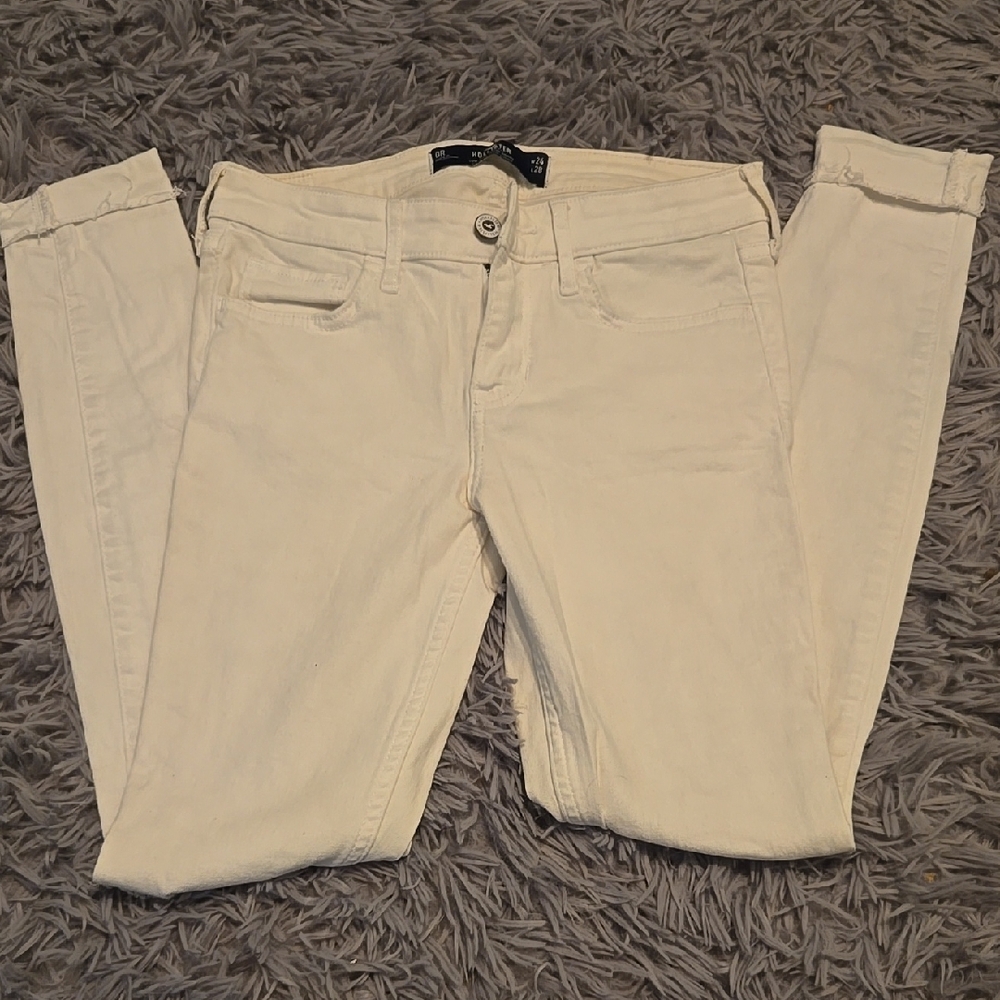 White Hollister Low Rise Skinny Jeans